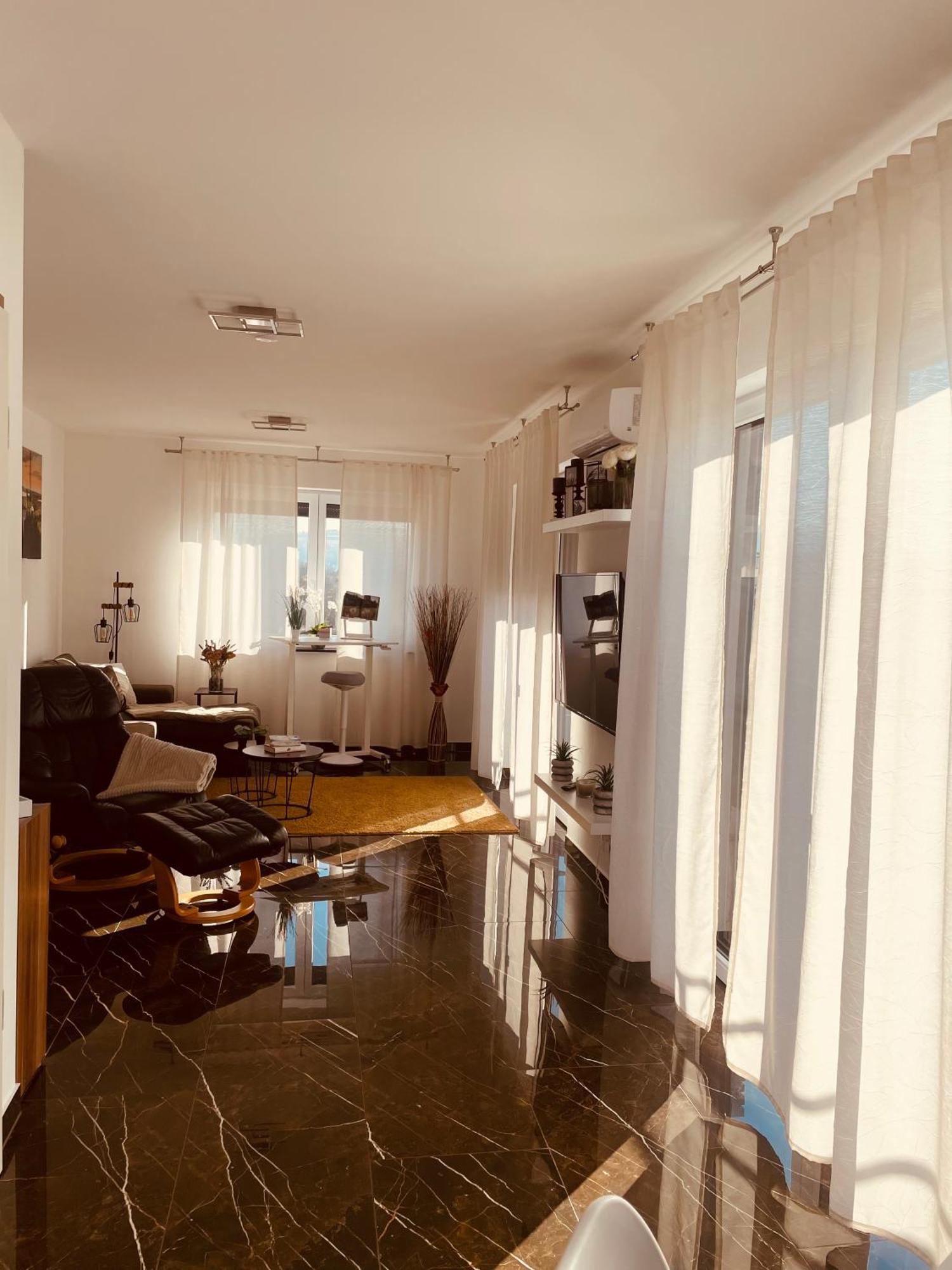 Apartment Ferienwohnung-weinstadt